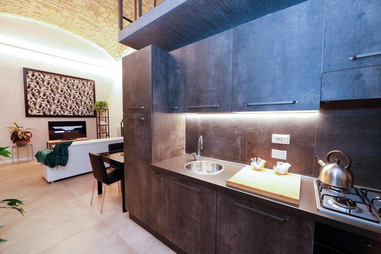 Post Industrial Loft Trastevere - Top Collection 로마 외부 사진