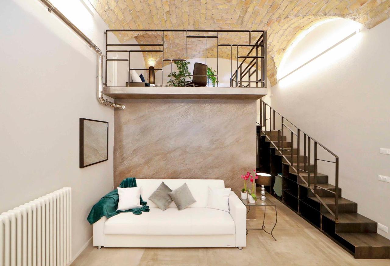 Post Industrial Loft Trastevere - Top Collection 로마 외부 사진